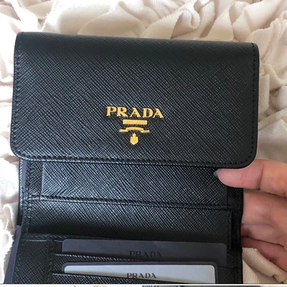 Prada Black Wallet - Picture 9 of 11